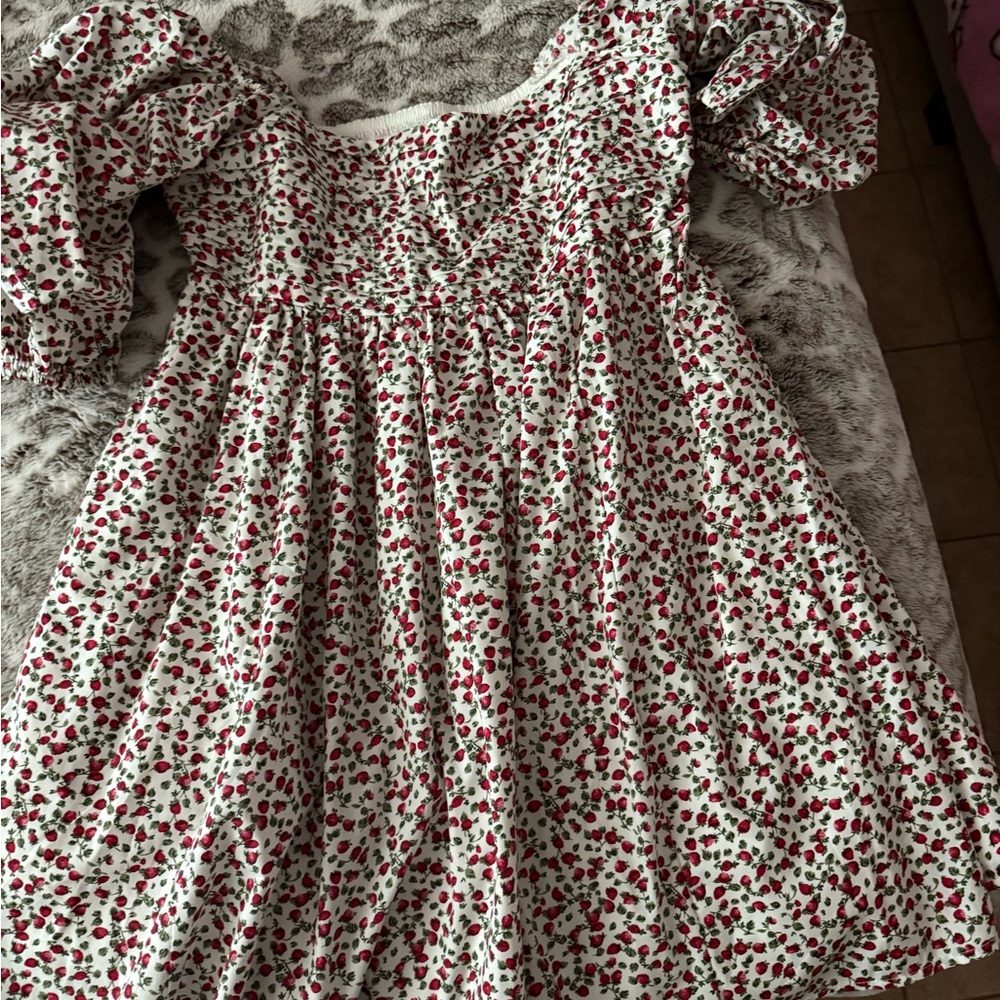 Abercrombie & Fitch strawberry print Dress - White and Red